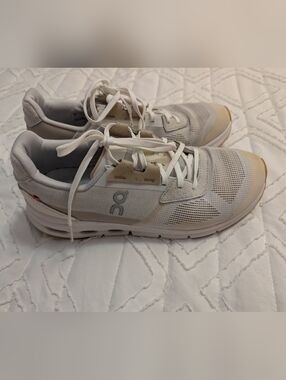 On Running Running Women’s Cloudnova Lightweight White Sneakers